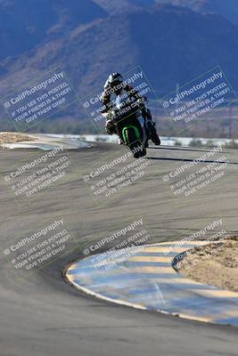 media/Jan-09-2022-SoCal Trackdays (Sun) [[2b1fec8404]]/Turns 9 and 8 (920am)/